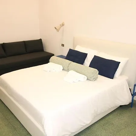 Al Duomo Di - Posto Auto Privato Prenotabile Parma